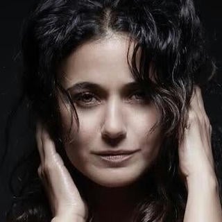 Emmanuelle Chriqui avatar