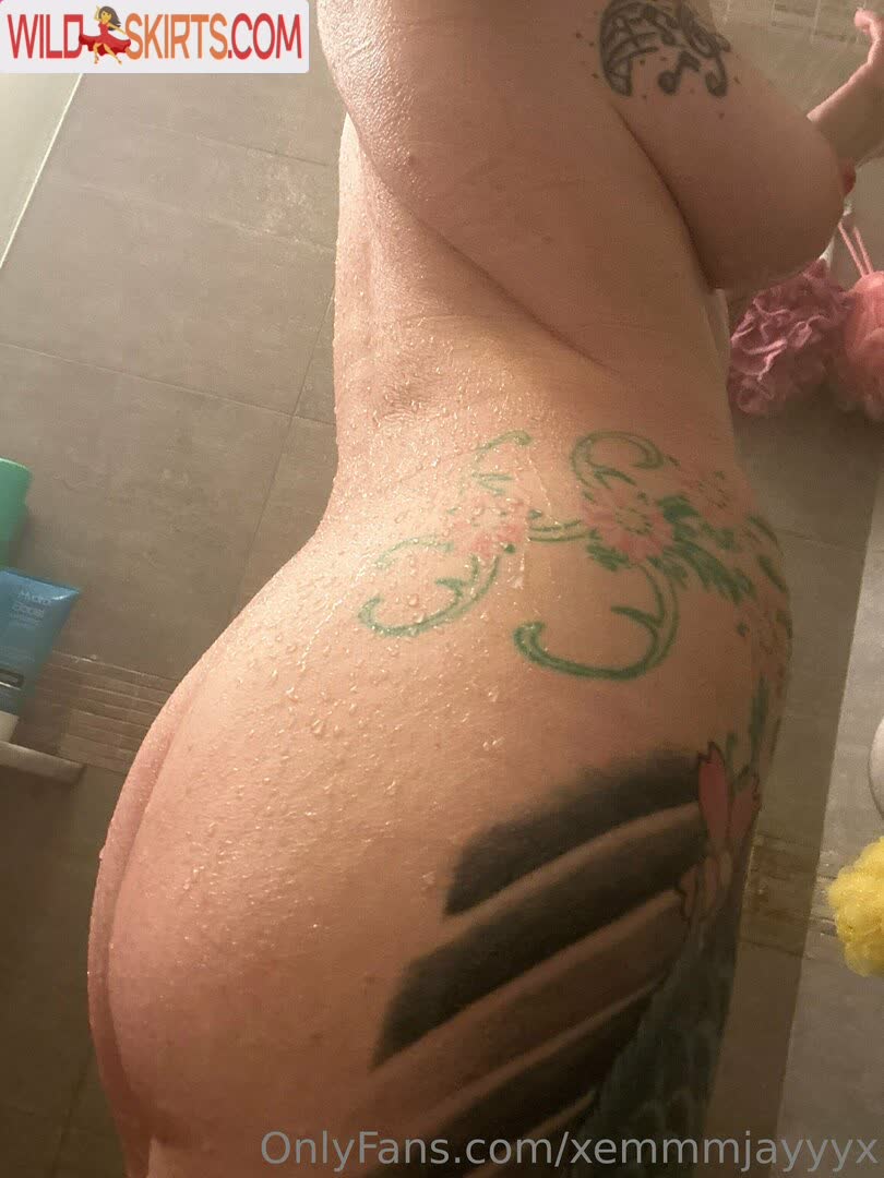 emmmjayyyx3 / emmmjayyyx3 / whatisthemaximumcapacityonthis nude OnlyFans, Instagram leaked photo #8