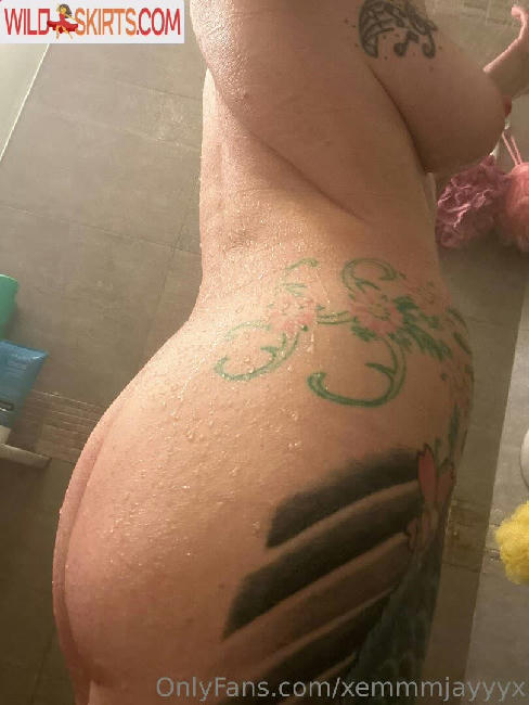 emmmjayyyx3 / emmmjayyyx3 / whatisthemaximumcapacityonthis nude OnlyFans, Instagram leaked photo #29