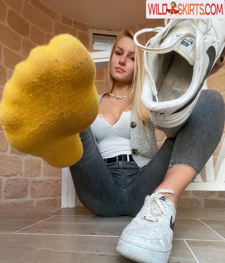 Emmysfeetandsocks nude leaked photo #97