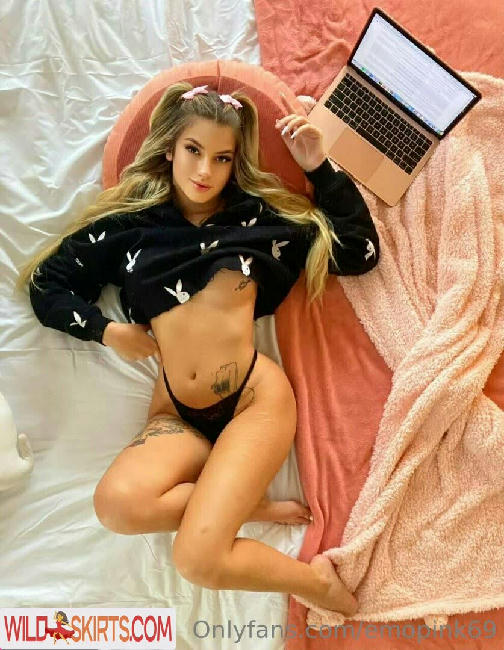 emopink69 / emopink69 / tv nude OnlyFans, Instagram leaked photo #17