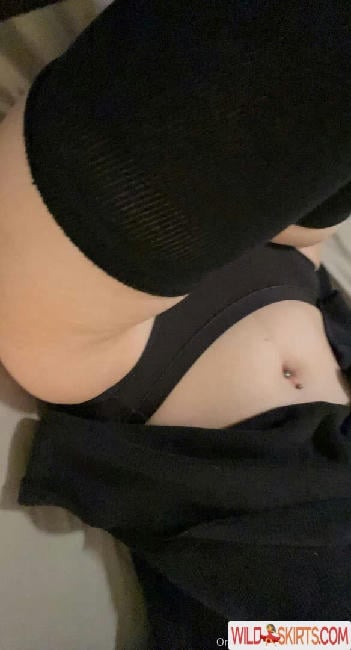 Emothotluvr / emo_thot / emothot nude OnlyFans leaked photo #13