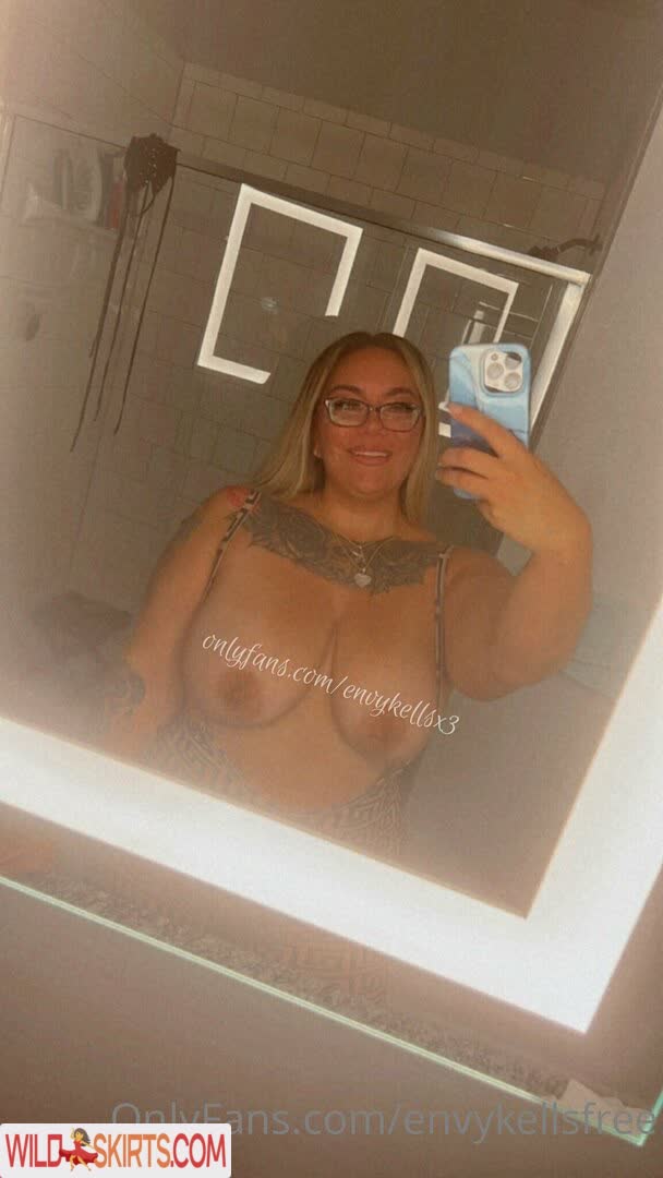 Envykellsfree nude leaked photo #67