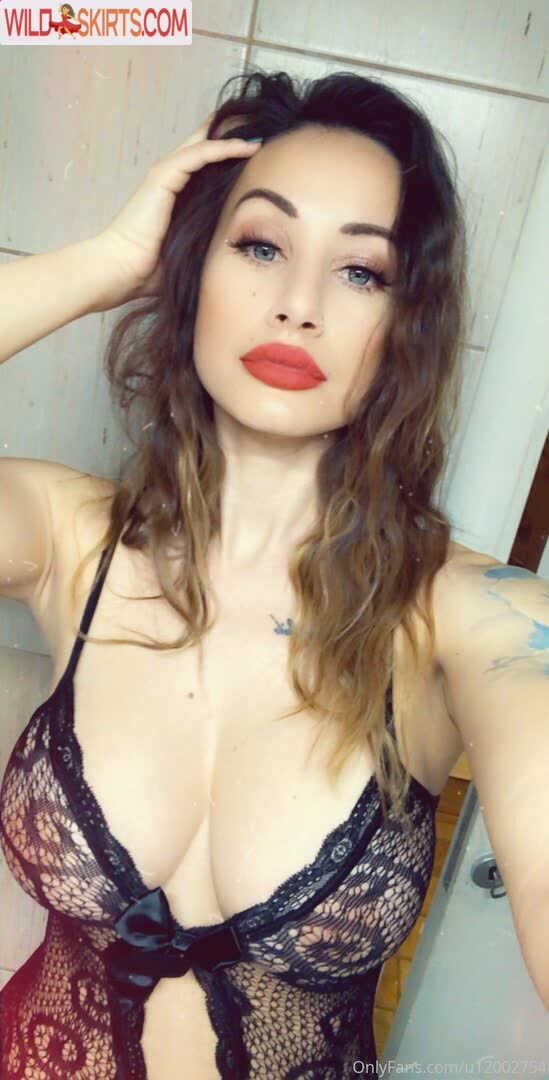 Erikasmagic / erikas_magical_bows / ladyluck_ nude OnlyFans, Instagram leaked photo #18