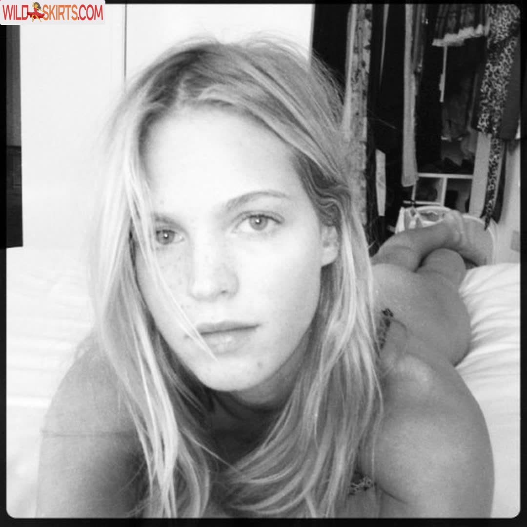 Erin Heatherton / erinheathertonlegit nude Instagram leaked photo #1