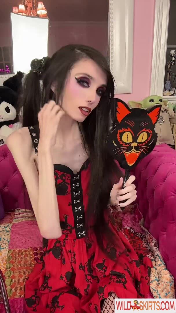 Eugenia Cooney nude leaked photo #53