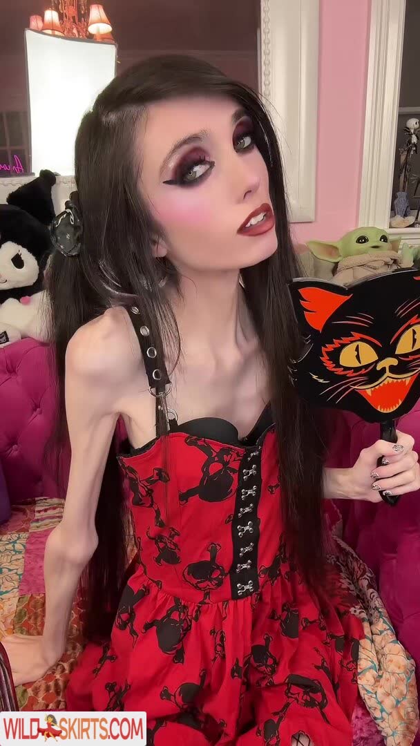 Eugenia Cooney nude leaked photo #44