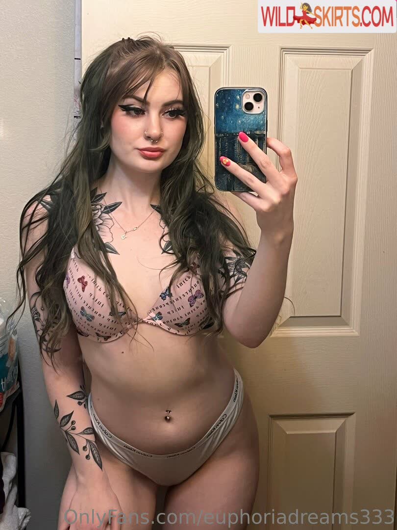 euphoriadreams333 / euphoriadreams333 / lex_that_one_dramatic_girl nude OnlyFans, Instagram leaked photo #44