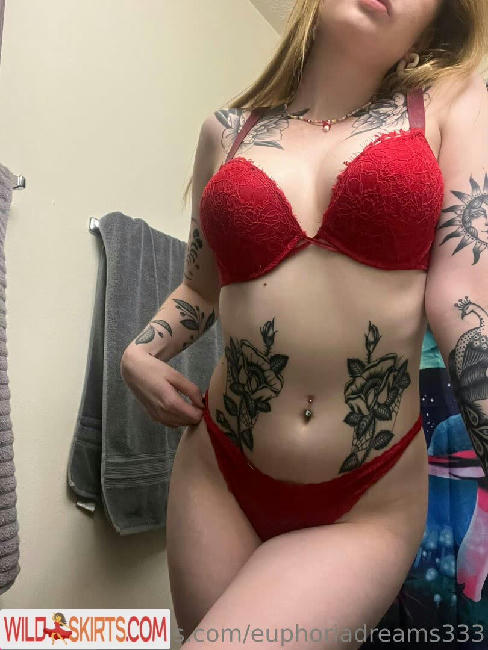 euphoriadreams333 / euphoriadreams333 / lex_that_one_dramatic_girl nude OnlyFans, Instagram leaked photo #232