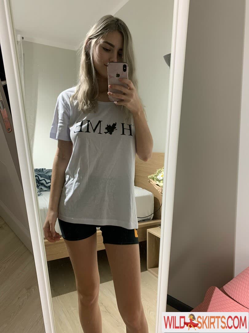 Eva Elfie / evaelfie / theevaelfie nude OnlyFans, Instagram leaked photo #1