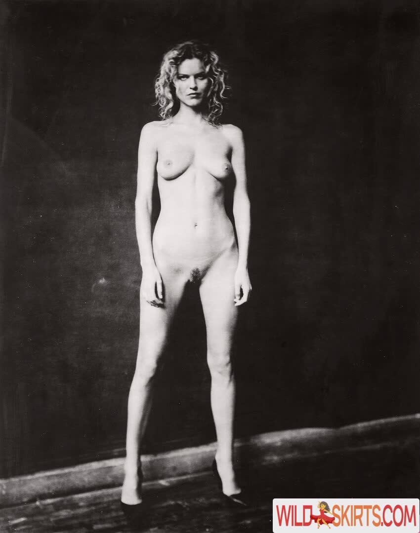 Eva Herzigova / evaherzigova nude Instagram leaked photo #9