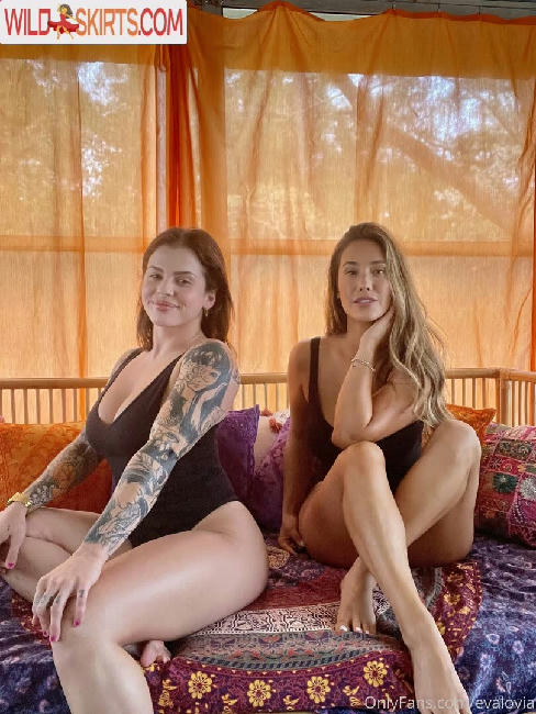 evalovia nude OnlyFans, Instagram leaked photo #7