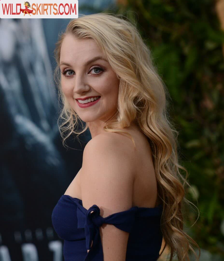 Evanna Lynch / Luna Lovegood Reportedly / evannalynch nude Instagram leaked photo #5