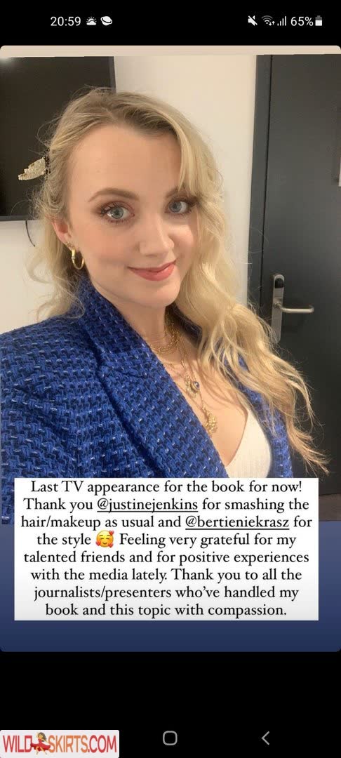 Evanna Lynch / Luna Lovegood Reportedly / evannalynch nude Instagram leaked photo #9