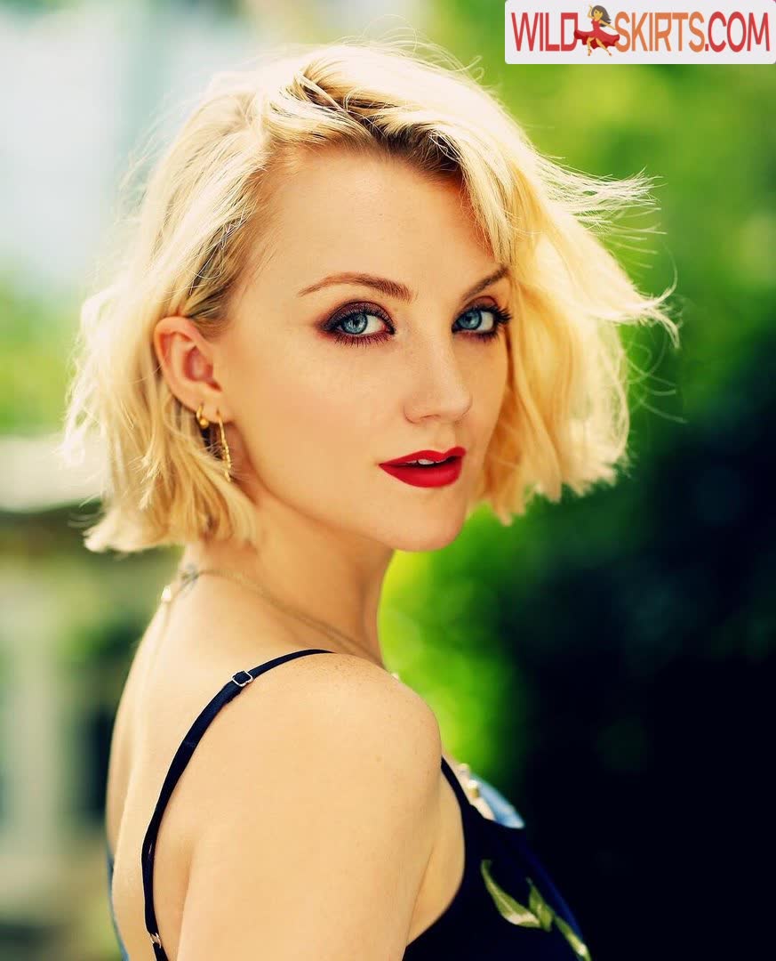 Evanna Lynch / Luna Lovegood Reportedly / evannalynch nude Instagram leaked photo #2