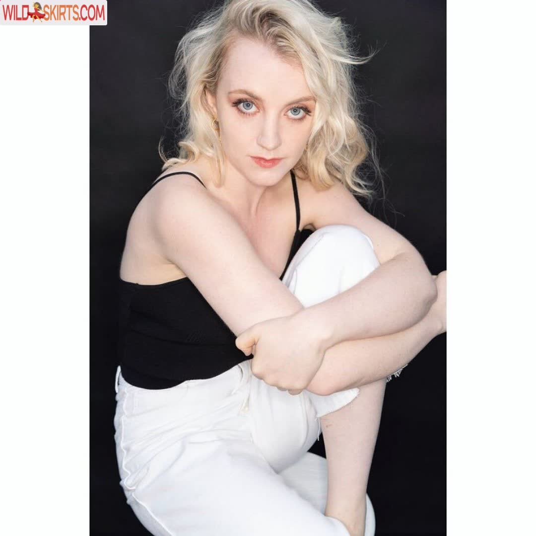 Evanna Lynch / Luna Lovegood Reportedly / evannalynch nude Instagram leaked photo #2