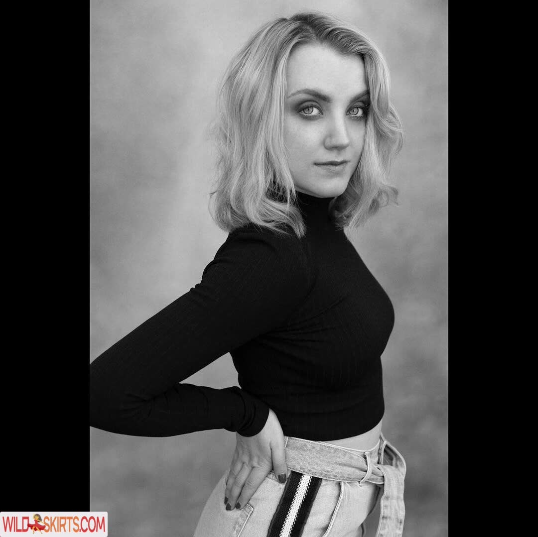 Evanna Lynch / Luna Lovegood Reportedly / evannalynch nude Instagram leaked photo #12