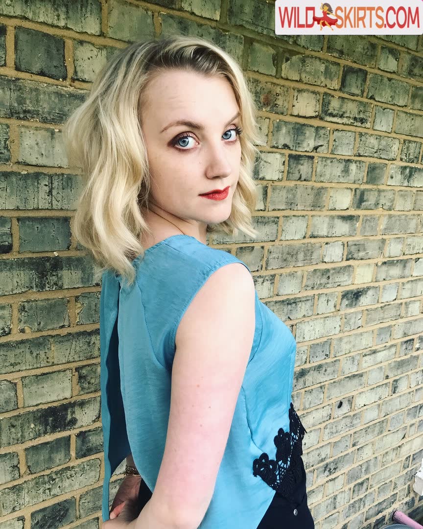 Evanna Lynch / Luna Lovegood Reportedly / evannalynch nude Instagram leaked photo #4