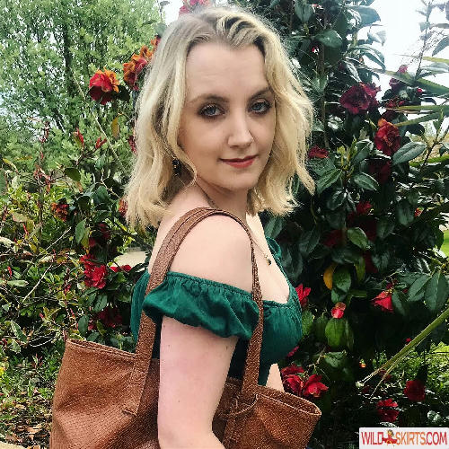 Evanna Lynch / Luna Lovegood Reportedly / evannalynch nude Instagram leaked photo #21