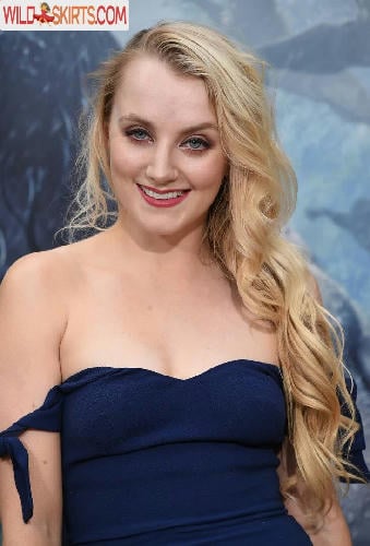 Evanna Lynch / Luna Lovegood Reportedly / evannalynch nude Instagram leaked photo #116