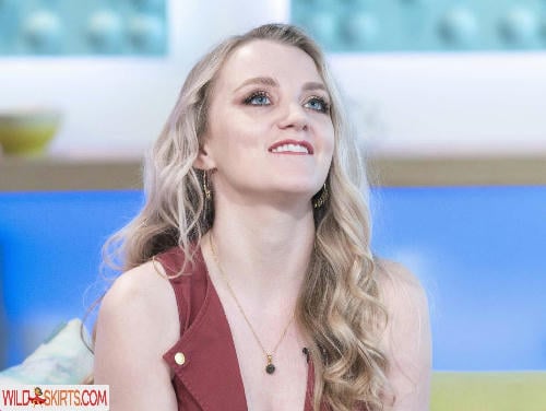 Evanna Lynch / Luna Lovegood Reportedly / evannalynch nude Instagram leaked photo #62