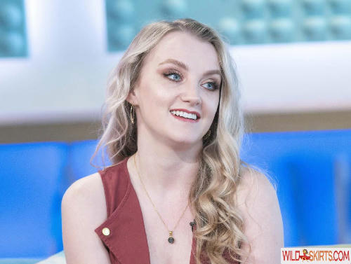 Evanna Lynch / Luna Lovegood Reportedly / evannalynch nude Instagram leaked photo #102