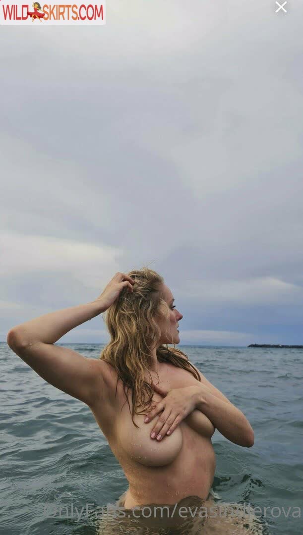 evasindlerova / NeumimTweetovat / evasindlerova nude OnlyFans, Instagram leaked photo #13