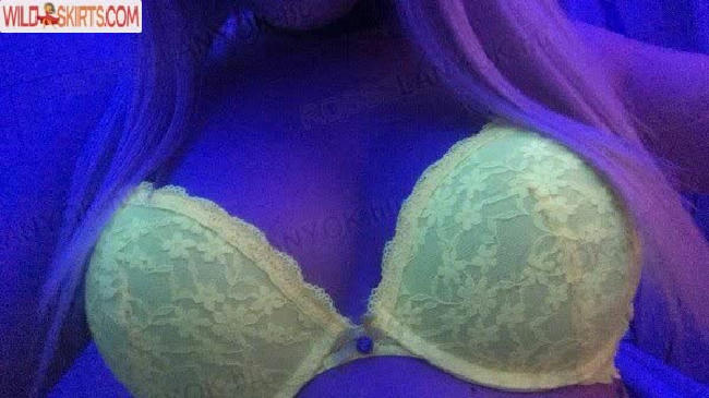 eveliinngy / cutiebaexxx / eveliin_ngy / eveliinngy nude OnlyFans, Instagram leaked photo #84