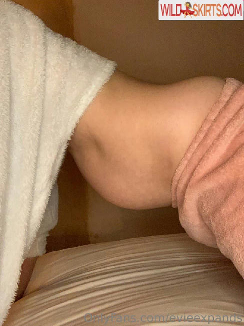 evieexpands / evie_expansion / evieexpands nude OnlyFans, Instagram leaked photo #239