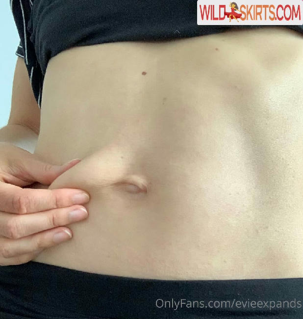 evieexpands / evie_expansion / evieexpands nude OnlyFans, Instagram leaked photo #33