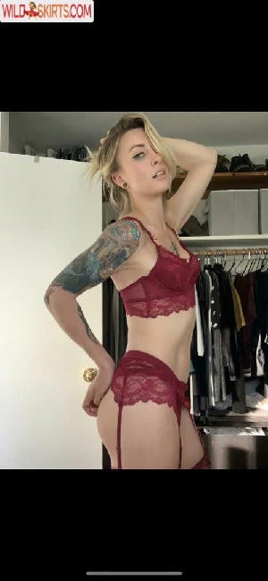 Ez_pz_evie / Eve Imightbe / evieserena / quitsweatingme nude OnlyFans, Instagram leaked photo #3