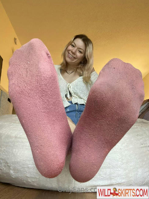 fairy.girl.feet / fairy.girl.feet / fairy_pelerin_backup nude OnlyFans, Instagram leaked photo #33