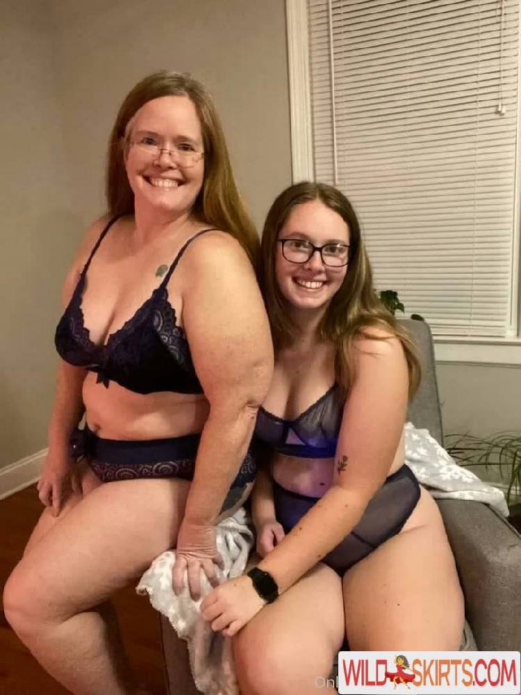 Faith And Courtney / faith3courtney / mommyndme nude OnlyFans, Instagram leaked photo #18