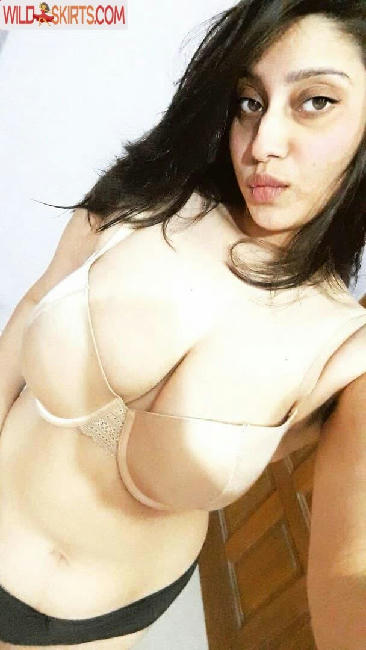 farihapriyam nude Instagram leaked photo #7