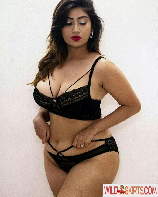 farihapriyam nude Instagram leaked photo #22