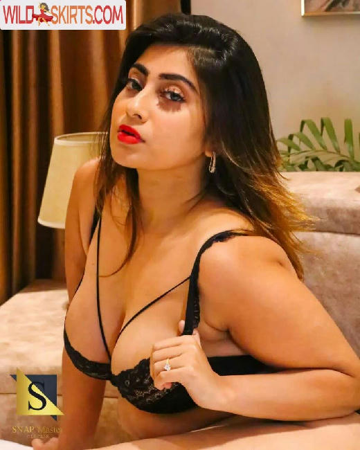 farihapriyam nude Instagram leaked photo #23