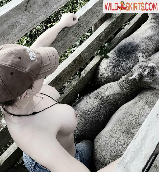 Farm Girl Lacy / farmgirllacy nude OnlyFans, Instagram leaked photo #44