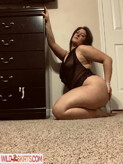 fattyass203 / Allie / all_ie302 / fattyass203 / mamafromthe302 nude OnlyFans, Instagram leaked photo #1