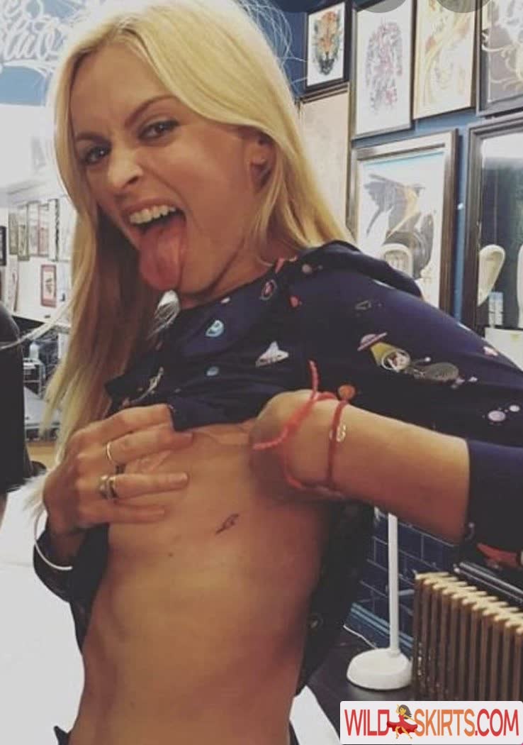 Fearne Cotton / fearnecotton nude Instagram leaked photo