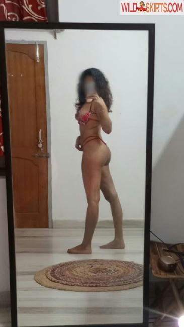 feelinhothothot / Hina / RazzyDazzy69 / feelinhothothot / lazyyRazzmatazzz nude OnlyFans leaked photo #7