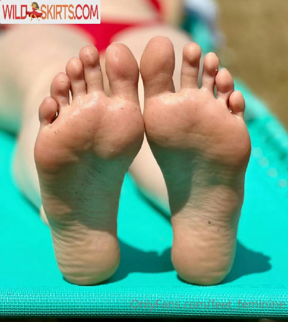 feet_feminine / feet.feminine / feet_feminine nude OnlyFans, Instagram leaked photo #11