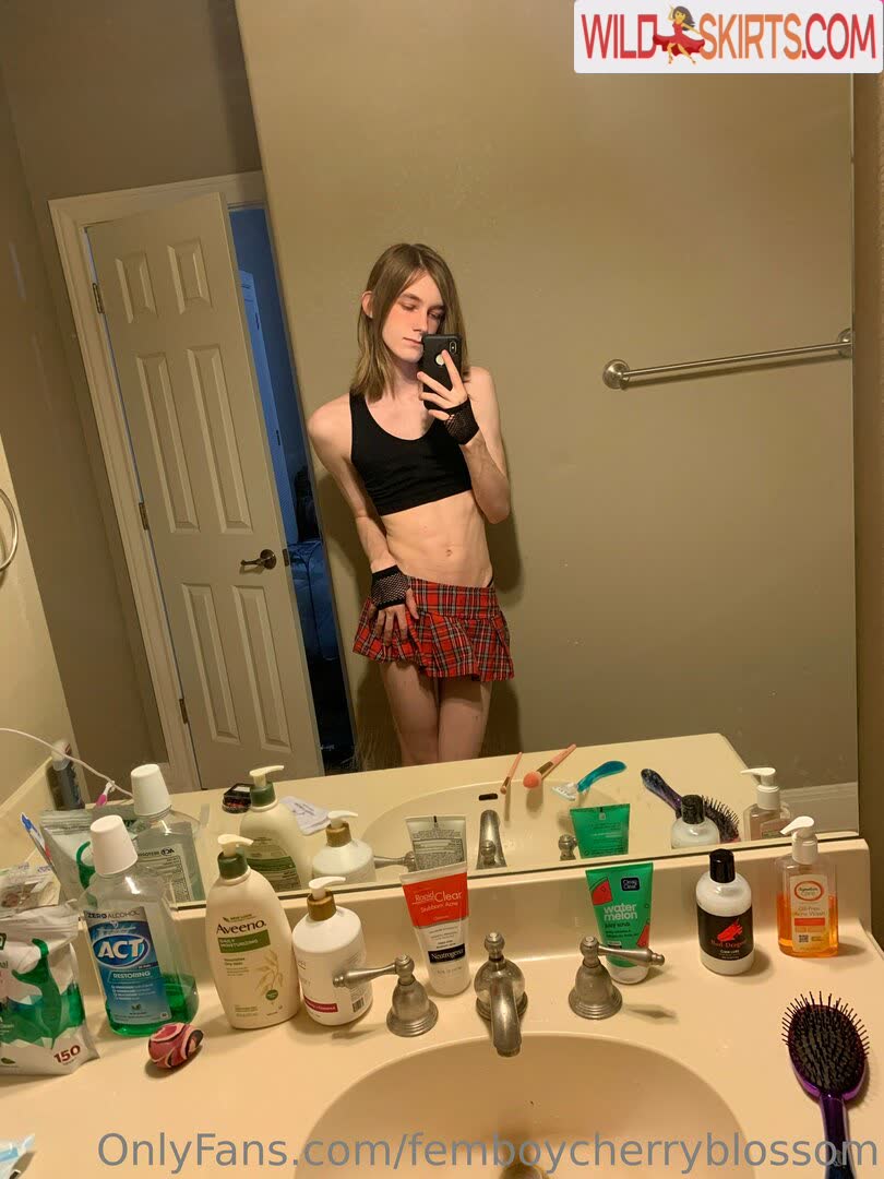 Femboycherryblossom nude leaked photo #301