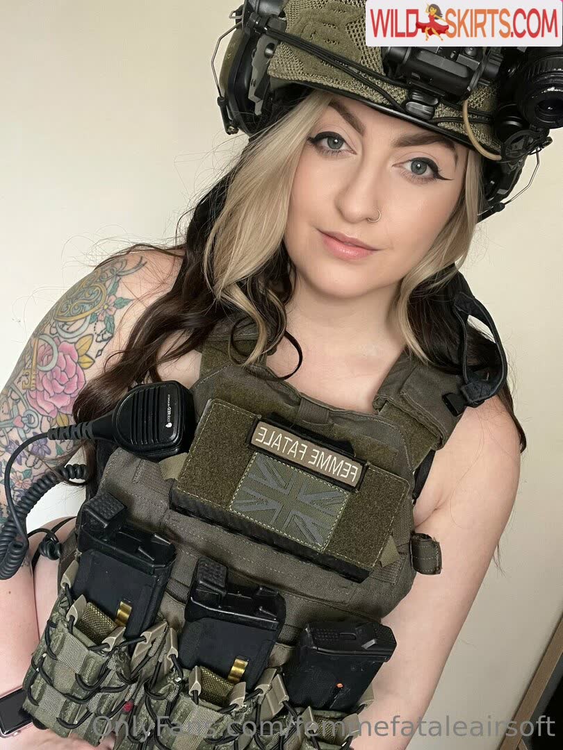 Femmefataleairsoft nude leaked photo #6