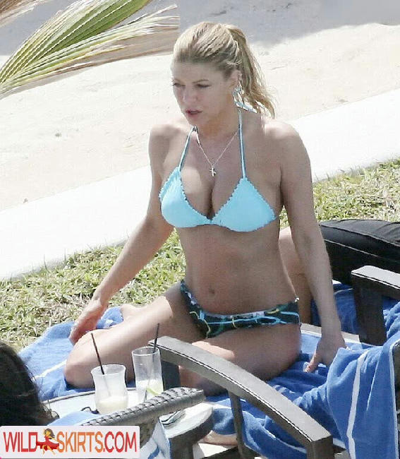 Fergie / fergie nude Instagram leaked photo #21