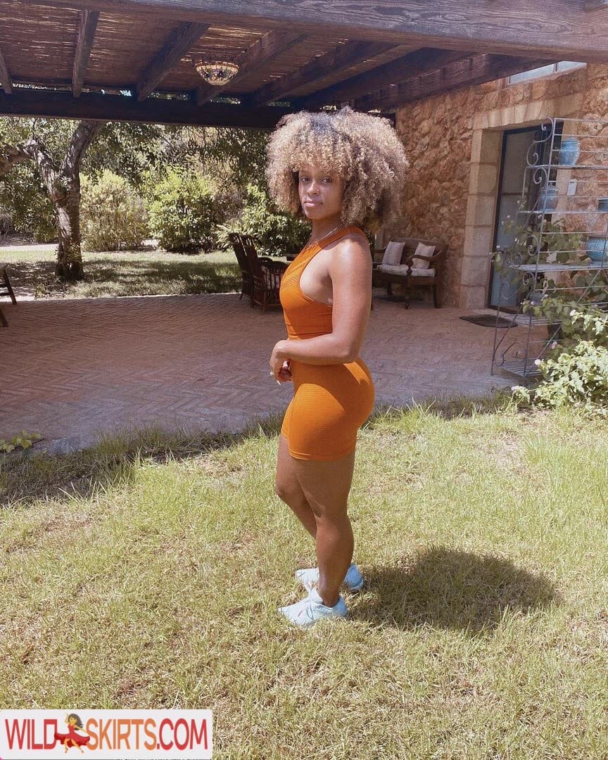 Fleur East nude leaked photo #41