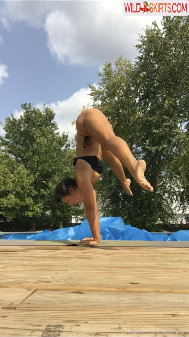 Flexiblefun nude leaked photo #3