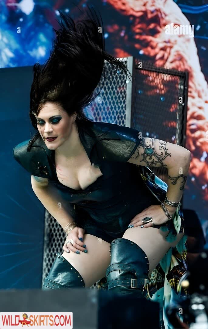 Floor Jansen nude leaked photo #21