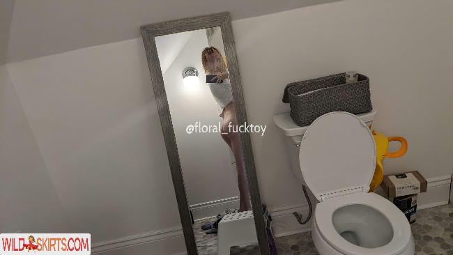 floral_fucktoy nude OnlyFans leaked photo #67