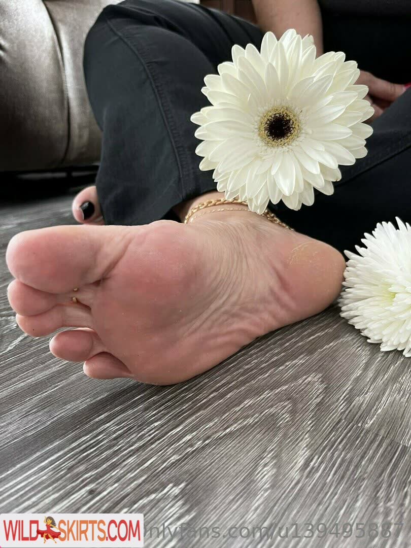 foot-mistress-miss-b / foot-mistress-miss-b / foot_mistress_miss_b nude OnlyFans, Instagram leaked photo #12