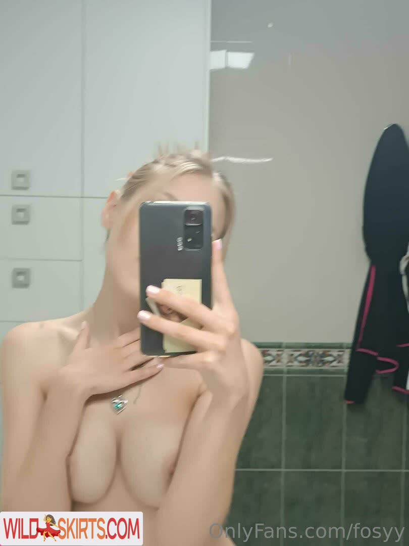 Fosyy nude leaked photo #31